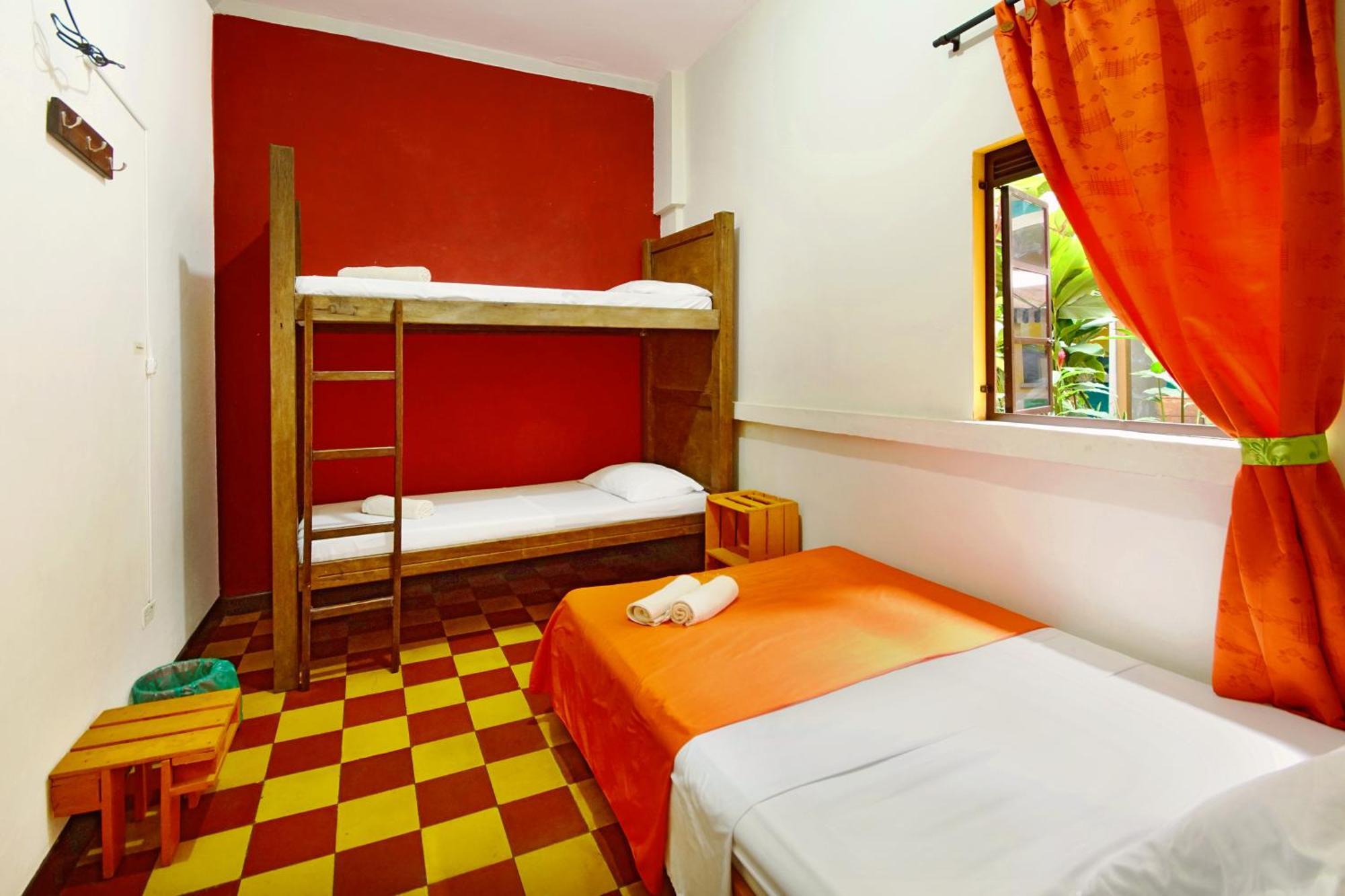 Ding-Dong Hostel 卡利 外观 照片